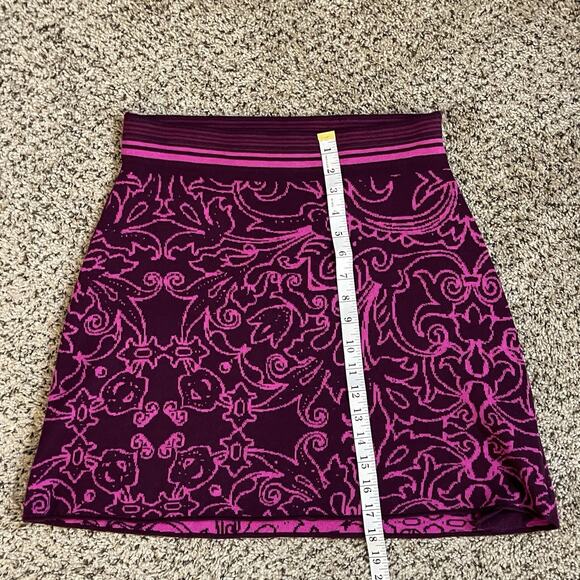 TITLE NINE Purple Pink Merino Wool Knit A Line Skirt Paisley Floral Outdoor Sz S - Picture 9 of 9